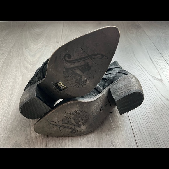 Free People Suede Black Mason Western Boots Size 36 - Picture 8 of 8